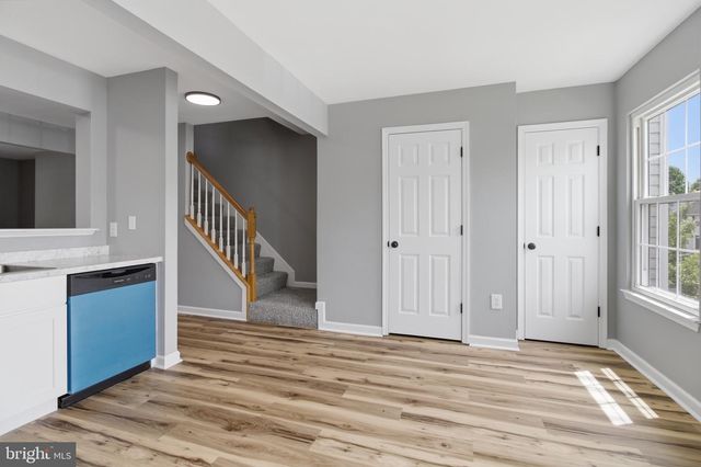 4 BLUE SPIRE CIR, Baltimore, MD 21220