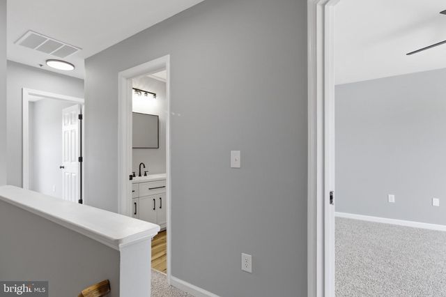 4 BLUE SPIRE CIR, Baltimore, MD 21220
