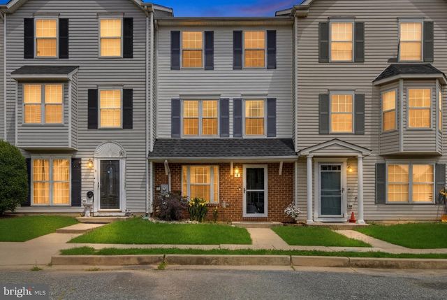 4 BLUE SPIRE CIR, Baltimore, MD 21220