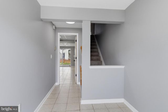 4 BLUE SPIRE CIR, Baltimore, MD 21220