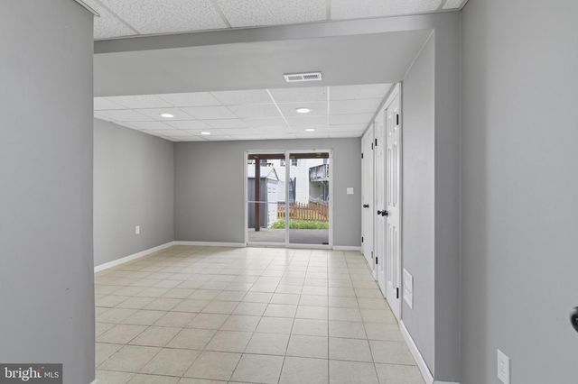 4 BLUE SPIRE CIR, Baltimore, MD 21220