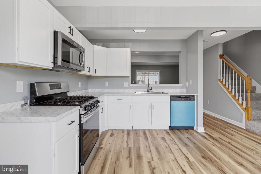 4 BLUE SPIRE CIR, Baltimore, MD 21220