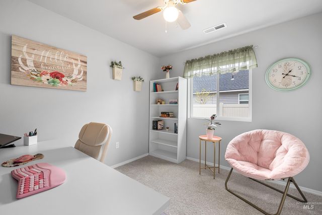 12822 Carkhill St, Caldwell, ID 83607