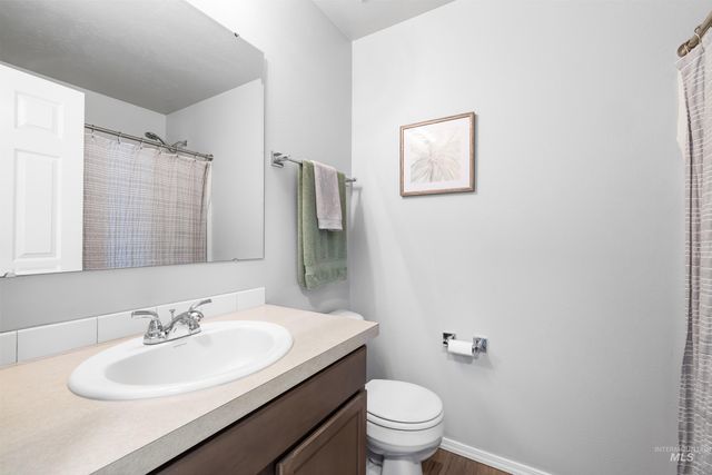 12822 Carkhill St, Caldwell, ID 83607