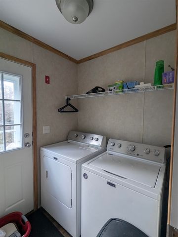 27 Lunar Drive, Canaan, NH 03741