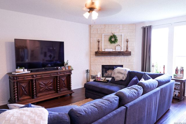 4587 Legend Spirit, New Braunfels, TX 78130