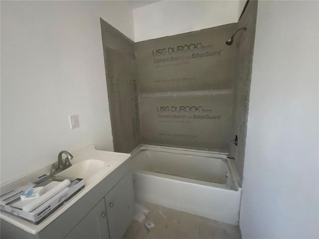 731 N Jefferson Street NE, Milledgeville, GA 31061