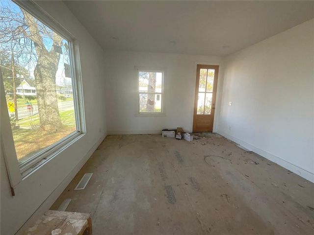 731 N Jefferson Street NE, Milledgeville, GA 31061