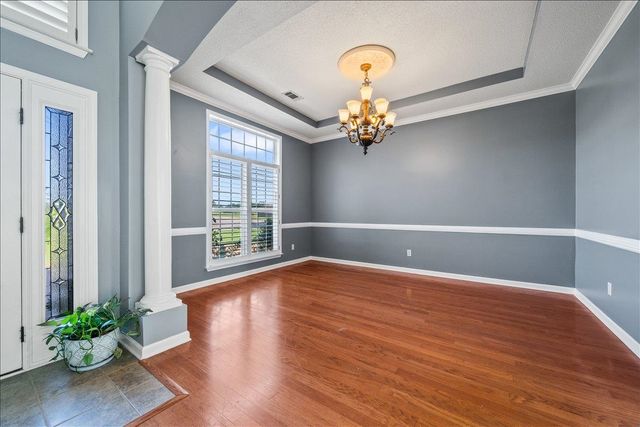 235 FAIROAKS DR, Oakland, TN 38060