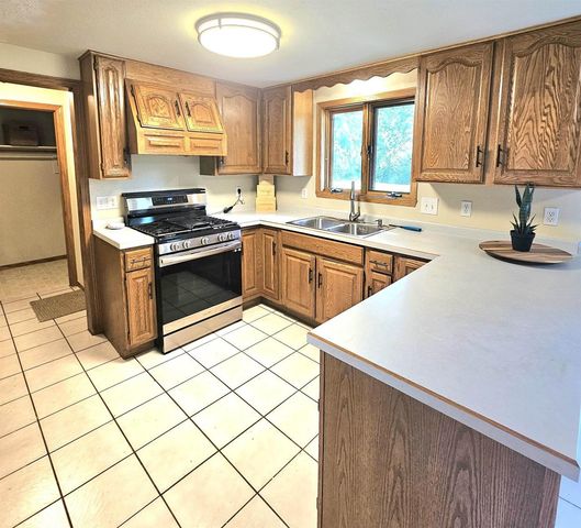 2456 HEATHER ROAD, Green Bay, WI 54311