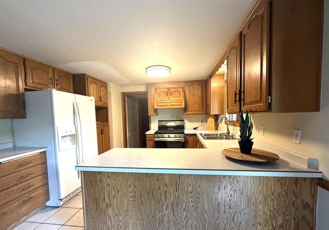 2456 HEATHER ROAD, Green Bay, WI 54311