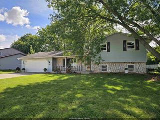 2456 HEATHER ROAD, Green Bay, WI 54311