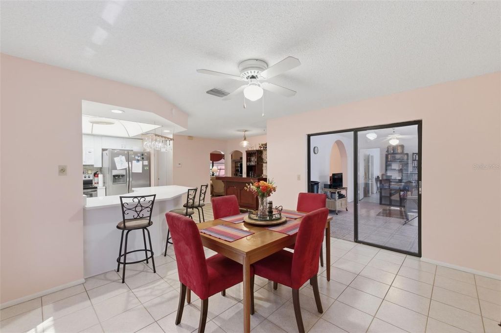 Image 19 of property listing at 1102 SPRINGTIME DRIVE, Holiday, FL 34691