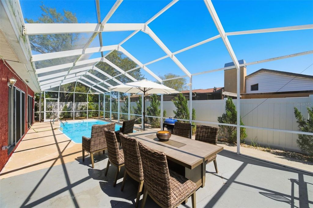 Image 37 of property listing at 1102 SPRINGTIME DRIVE, Holiday, FL 34691