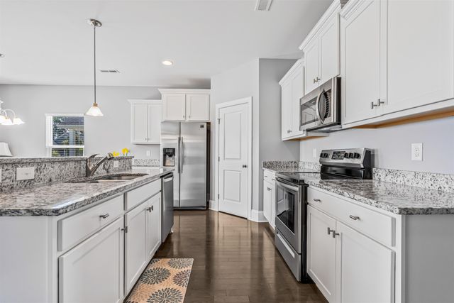 1715 Palmetto Palm Dr., Myrtle Beach, SC 29579