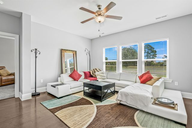 1715 Palmetto Palm Dr., Myrtle Beach, SC 29579