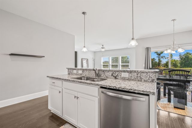 1715 Palmetto Palm Dr., Myrtle Beach, SC 29579