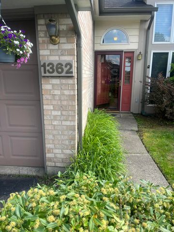 1362 W 94th Court, Crown Point, IN 46307