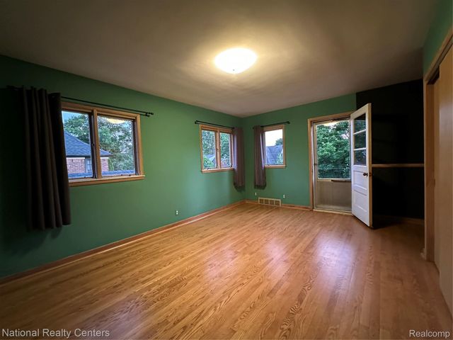 821 Pemberton Road, Grosse Pointe Park, MI 48230