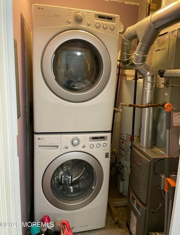 1306 Stoneridge Circle 1306, Helmetta, NJ 08828