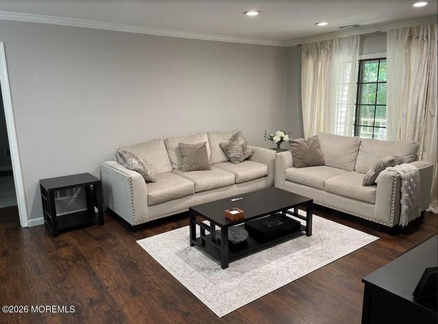 1306 Stoneridge Circle 1306, Helmetta, NJ 08828