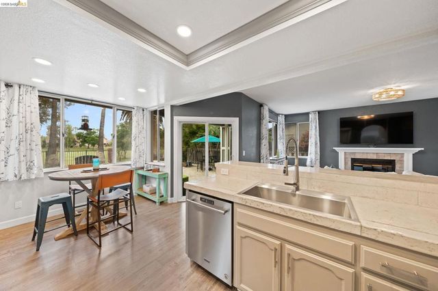 2147 Saint Andrews Ct, Discovery Bay, CA 94505