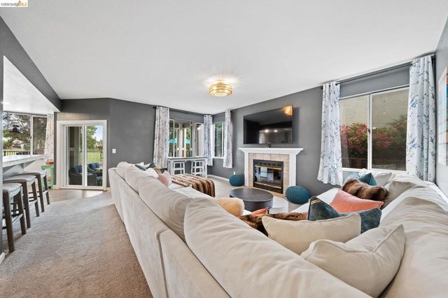 2147 Saint Andrews Ct, Discovery Bay, CA 94505