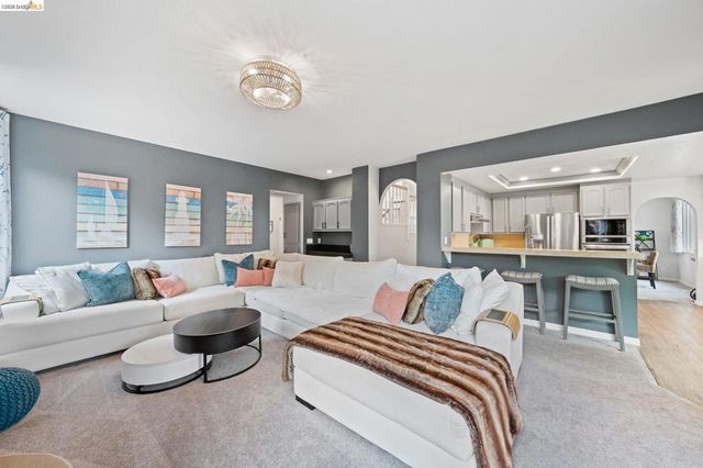 2147 Saint Andrews Ct, Discovery Bay, CA 94505