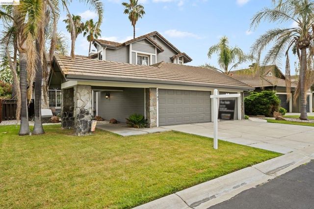 2147 Saint Andrews Ct, Discovery Bay, CA 94505