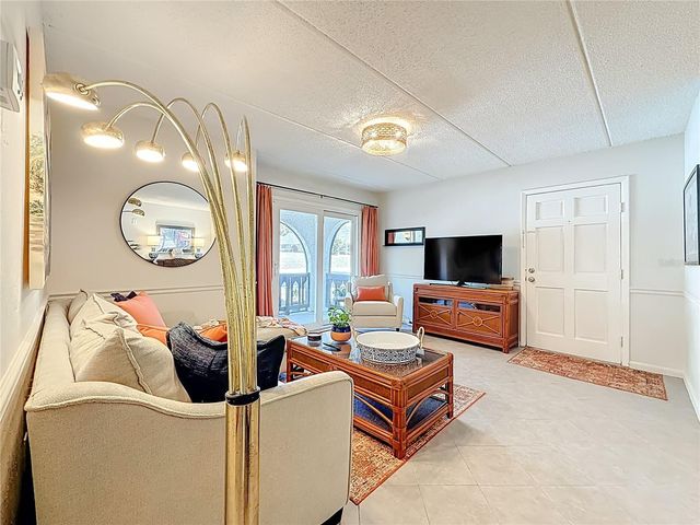 360 N BAYSHORE BOULEVARD 108, Clearwater, FL 33759