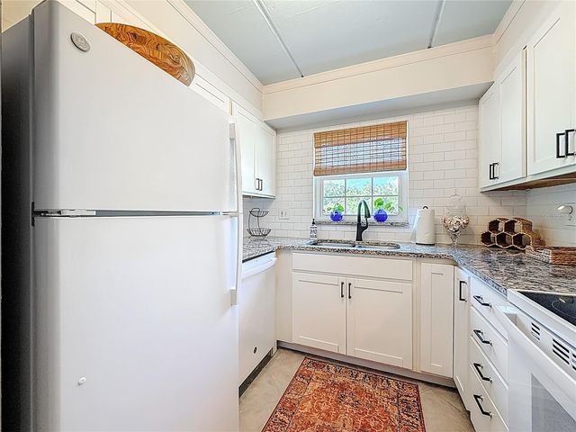 360 N BAYSHORE BOULEVARD 108, Clearwater, FL 33759