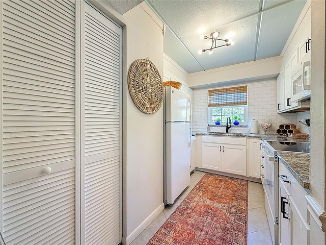 360 N BAYSHORE BOULEVARD 108, Clearwater, FL 33759