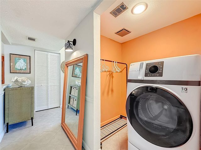 360 N BAYSHORE BOULEVARD 108, Clearwater, FL 33759