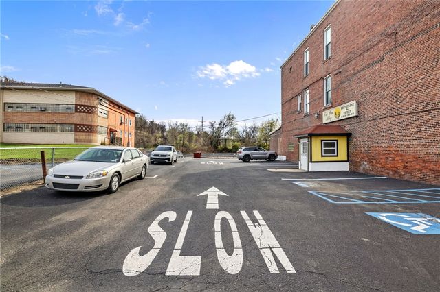 906 Penn Ave, Turtle Creek, PA 15145