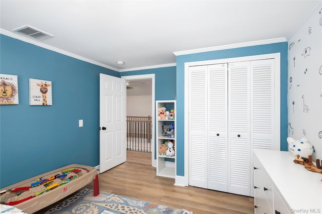 71 W Lake Boulevard, Mahopac, NY 10541