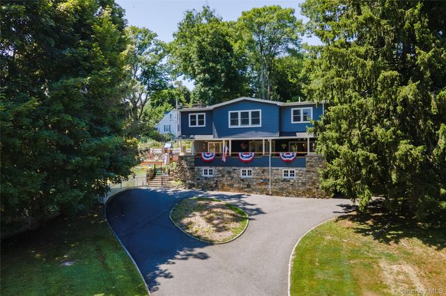 71 W Lake Boulevard, Mahopac, NY 10541