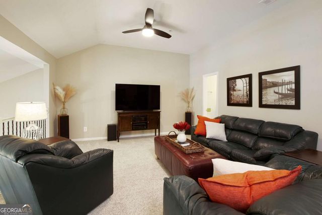 4725 SE Legacy Cove Lane, Smyrna, GA 30126