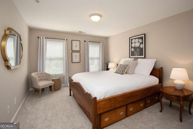 4725 SE Legacy Cove Lane, Smyrna, GA 30126
