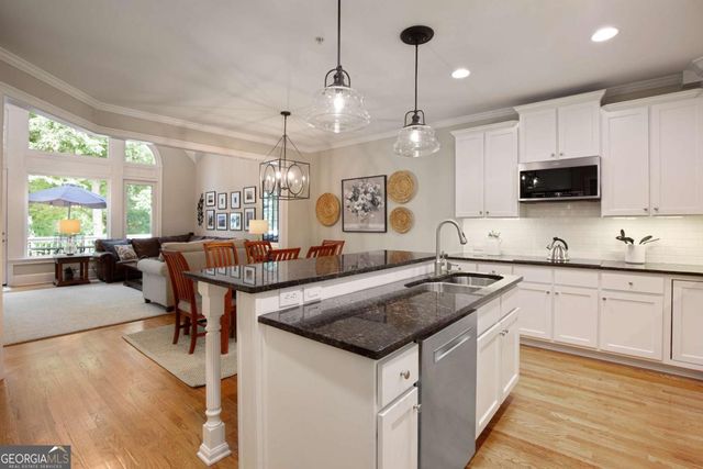 4725 SE Legacy Cove Lane, Smyrna, GA 30126