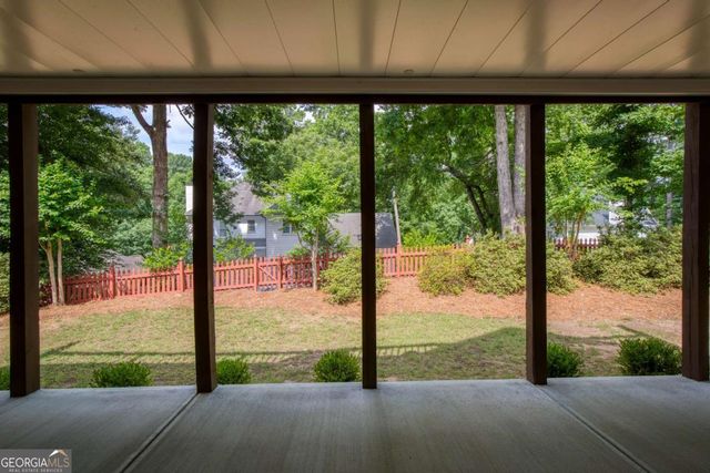 4725 SE Legacy Cove Lane, Smyrna, GA 30126