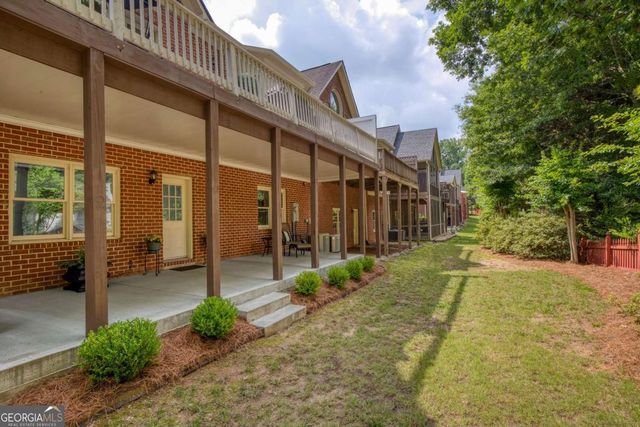 4725 SE Legacy Cove Lane, Smyrna, GA 30126