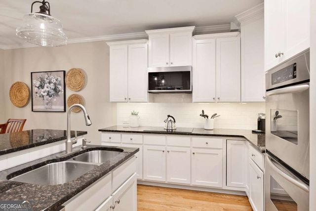 4725 SE Legacy Cove Lane, Smyrna, GA 30126