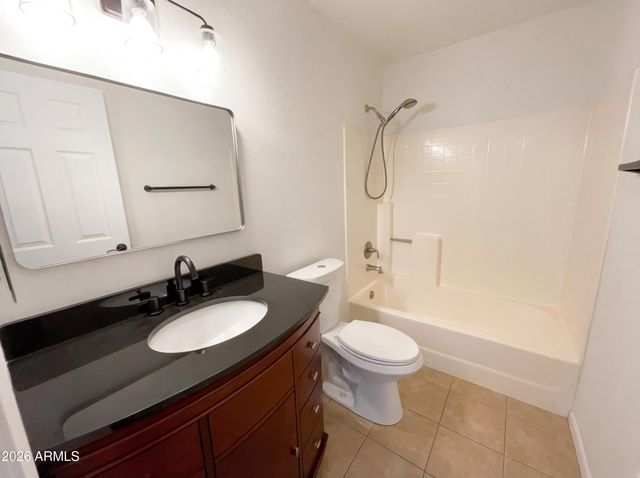 406 E BEHREND Drive, Phoenix, AZ 85024