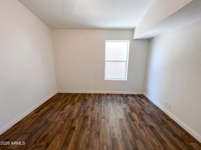 406 E BEHREND Drive, Phoenix, AZ 85024