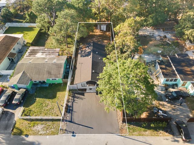836 SW 13th Court, Pompano Beach, FL 33060