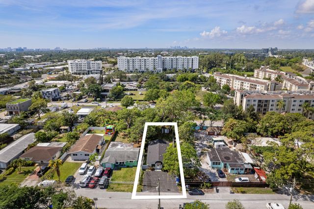 836 SW 13th Court, Pompano Beach, FL 33060