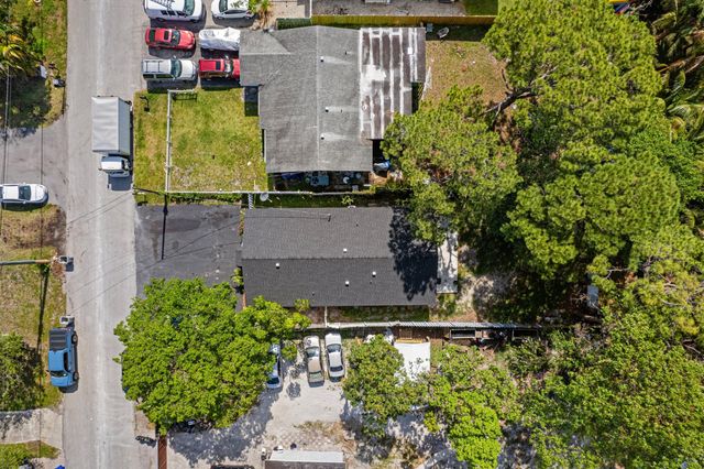 836 SW 13th Court, Pompano Beach, FL 33060