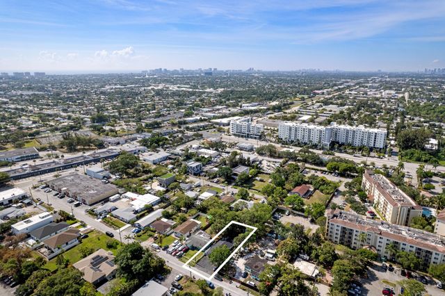 836 SW 13th Court, Pompano Beach, FL 33060