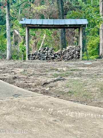 215 Co Rd 369, Carrollton, MS 38917
