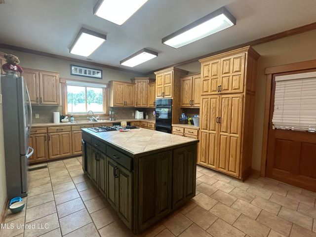 215 Co Rd 369, Carrollton, MS 38917